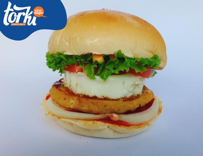 Bánh mì hamburger thịt bò rất được thực khách ưa chuộng