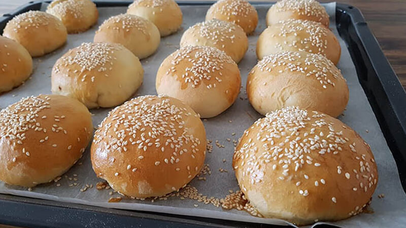 Bí quyết làm vỏ bánh hamburger Hà Nội thơm ngon và chất lượng